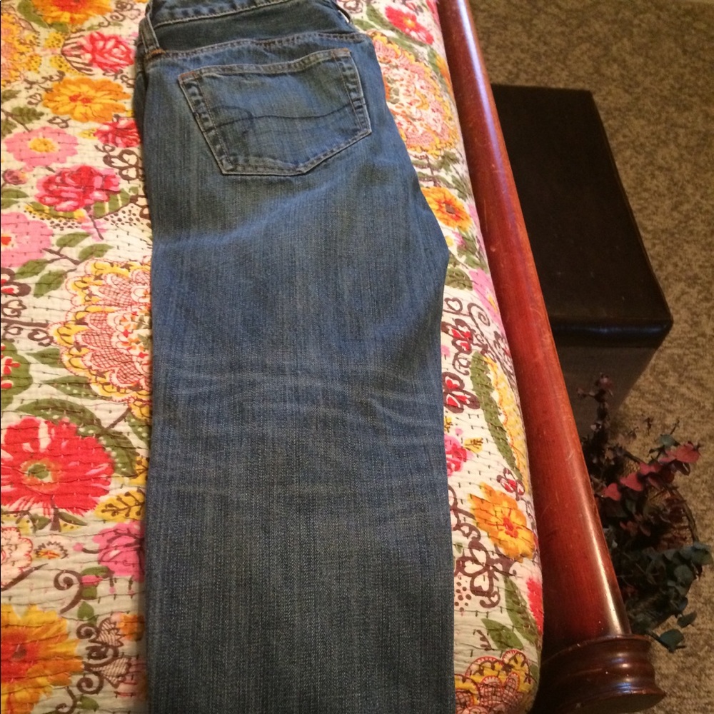 American Eagle capris